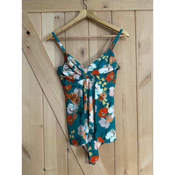 Garnet Hill | Ruched Overlay One Piece Floral Swimsuit NWOT| Size 4 - Picture 2 of 13
